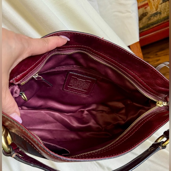 AUTHENTIC COACH SHOULDER BAG - Picture 4 of 10